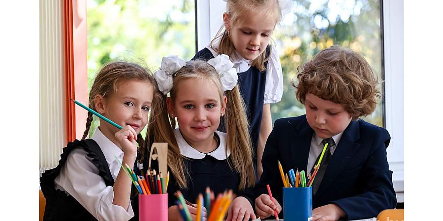 «Первоклассник – как космонавт». В преддверии Дня знаний поговорили с экспертом о том, как ребенку и его родителям адаптироваться к школе