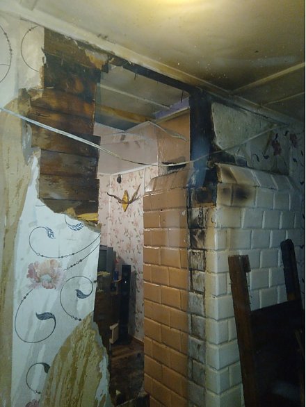 В Вороновском районе горел жилой дом