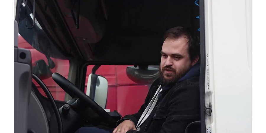 "Продержали шесть часов". Водитель фуры о прохождении контроля на литовской стороне границы