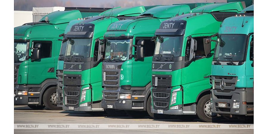 Беларусь снизила экспортные пошлины на нефть и нефтепродукты