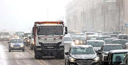 Как обезопасить себя в непогоду? Спасатели дали рекомендации