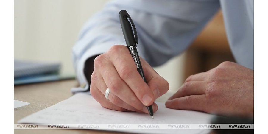 Нотариусы в 2023 году проведут 6 республиканских акций по бесплатному консультированию