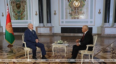 Александр Лукашенко дал интервью гендиректору МИА "Россия сегодня" Дмитрию Киселеву