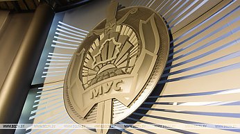 МВД заблокировало возможность платежей по 121 иностранному реквизиту после звонков о мошенниках 