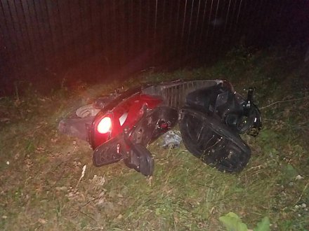 Уходил по полям и частному сектору. В Лиде два наряда ГАИ преследовали скутериста-бесправника