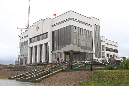 Вызов «скорой» и счет от больницы. За что еще обязан заплатить виновник ДТП? Комментарий помощника прокурора