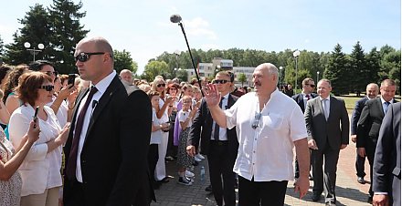 Тема недели: Рабочая поездка Президента в Каменецкий район