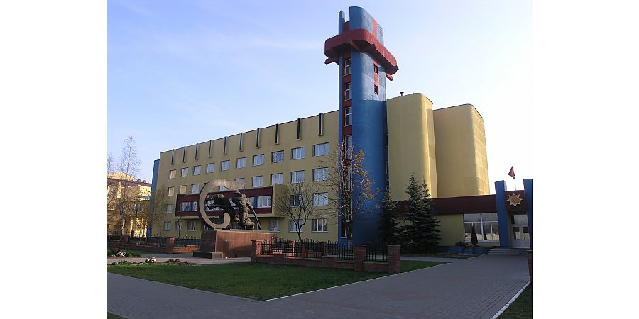 Как стать спасателем?