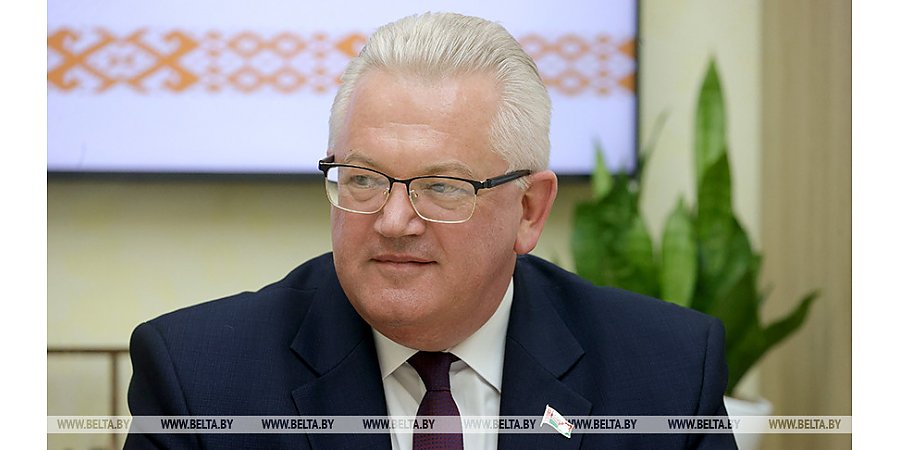 Карпенко об акции "Мы - граждане Беларуси!": это формат диалога с молодежью