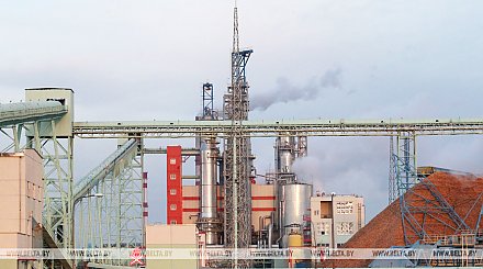 Лукашенко сегодня посещает Светлогорский ЦКК: какой помощи ждут на заводе по производству целлюлозы?