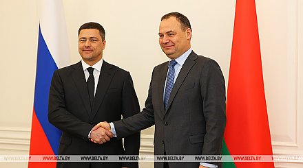 Беларусь готова поставлять технику в Псковскую область и сотрудничать в аграрном секторе - Роман Головченко