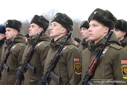 Поздравление Гродненского облисполкома и областного Совета депутатов с Днем защитников Отечества и Вооруженных Сил