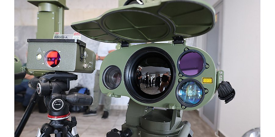 Александр Лукашенко в Минске посещает БелОМО