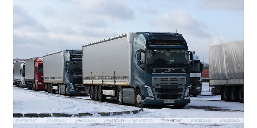 ГПК: въезда в Литву и Польшу на границе ожидают 345 фур