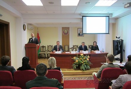 Бизнес-климат «потеплел», но ответственность не уменьшается. О практической реализации Декрета №7 говорили на семинаре в экономическом суде региона