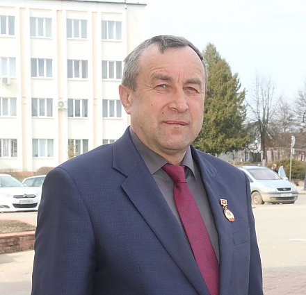 Сегодня работники жилищно-коммунального хозяйства и бытового обслуживания отметят свой профессиональный праздник