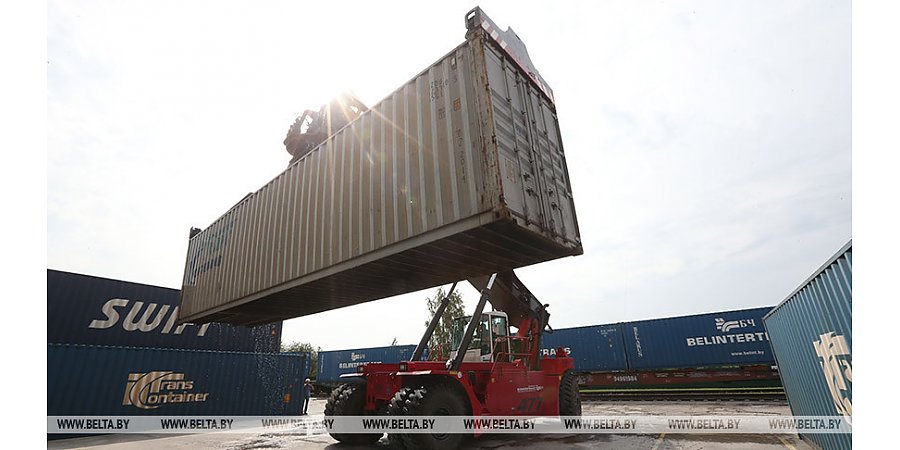 Вице-премьер Беларуси рассказал, как реализуются инвестпроекты по импортозамещению с РФ