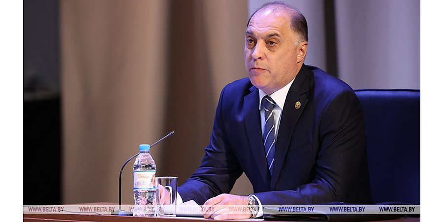 Вольфович: паниковать не стоит, военно-политическая обстановка контролируется силовым блоком