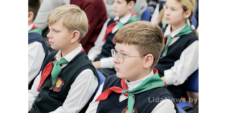 Обязателен ли классный час для школьников? В управлении образования дали чёткий ответ