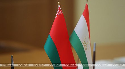 Александр Лукашенко объяснил успех в отношениях с Таджикистаном и рассказал, за что уважает Рахмона