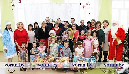 В Радунском социально-педагогическом центре прошел новогодний праздник