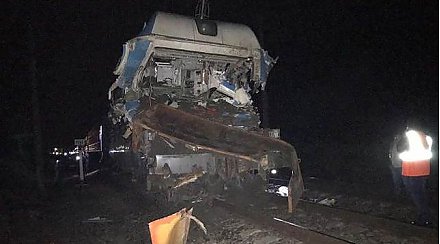 Три белоруса пострадали при столкновении поезда Минск-Адлер с грузовиком в Краснодарском крае