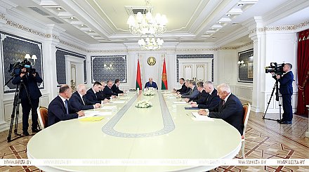 Импортозамещение и рост наукоемкости ВВП. Александр Лукашенко обозначил ключевые направления в работе НАН