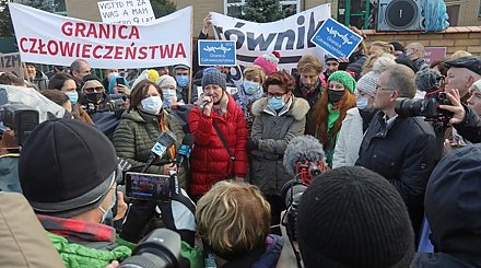 В Польше прошел митинг матерей в поддержку мигрантов