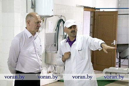 Сегодня председатель Гродненского облисполкома Владимир Кравцов посетил Вороновский район