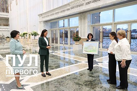 Трогательный подарок Первому. Картина Виктории Перепечо из Вороново украсит интерьеры Дворца Независимости