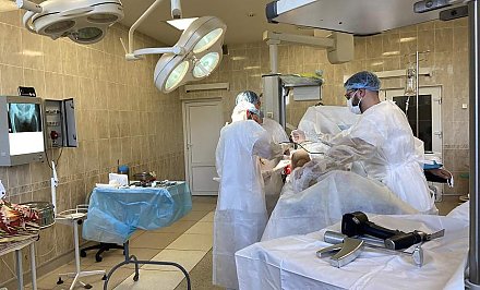 Как в клиниках Гродненской области выполняются операции по замене суставов, рассказываем в проекте «Высокие технологии и здоровье»