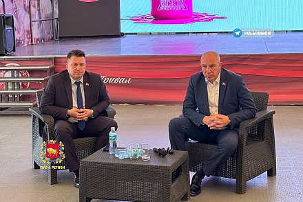 «Встреча без галстуков» с губернатором прошла в рамках областного слета блогеров «ГродноМедиаДжем»