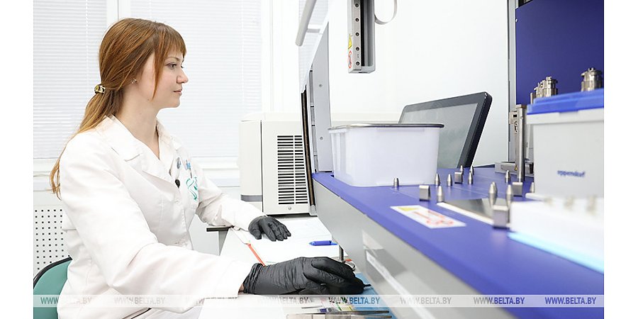 "В этот год на науку возлагается огромная ответственность". Александр Лукашенко поздравил ученых с праздником