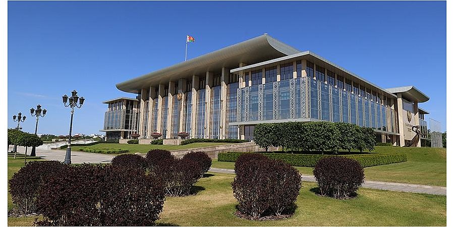 Александр Лукашенко: мы никогда и никому не позволим нас поучать и посягать на единство и наследие славянского рода