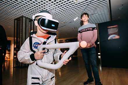 Прогулка по Юпитеру, космические тренажеры и полет на ракете: в Гродно откроется интерактивная выставка «Это космос»