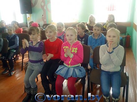 Школьники Вороновской СШ поучаствовали в антинаркотической акции