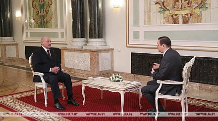 Александр Лукашенко дает интервью телерадиокомпании "Мир"
