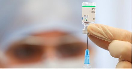 Нужный "бустер". Зачем повторно прививаться от коронавируса