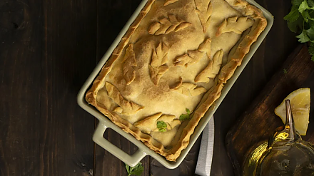 Испеките кулебяку: народные приметы на 7 апреля 