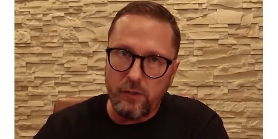 Политолог прокомментировал, куда уходят сотни миллионов долларов помощи Украине