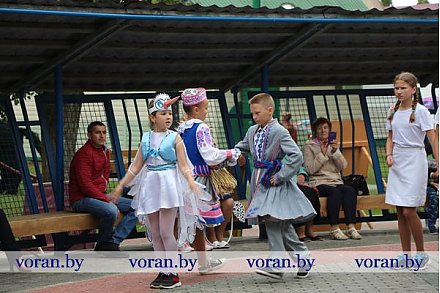 Юные вороновчане также празднуют
