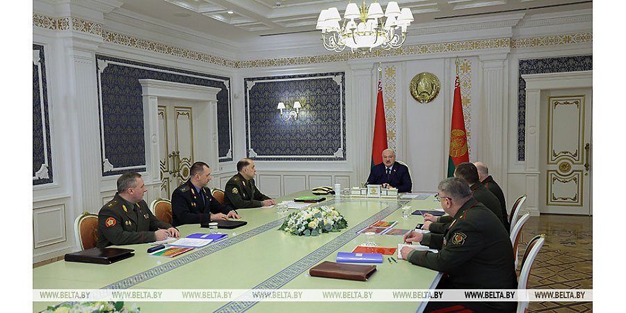 Александр Лукашенко: важно не просто защищать границу, но и вовремя видеть возможные угрозы