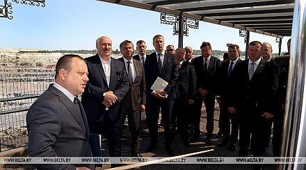 Александр Лукашенко посещает предприятие "Гранит", где хотят построить новый горный комбинат. Что покажут Президенту?