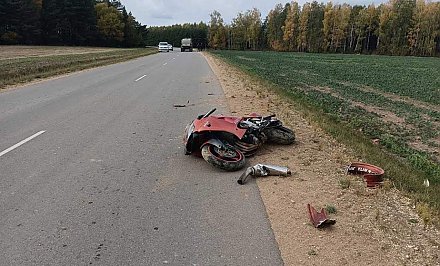 В Вороновском районе мотоциклист опрокинулся в кювет