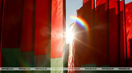 Социсследование Ecoom. Более 34% белорусов считают, что установление Дня народного единства нацелено на объединение нации