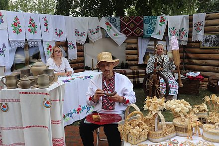 Зельва отпраздновала «Ганненскі кірмаш»