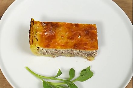 Не банально, сытно и очень вкусно: рецепт картофельного тарта с сочной начинкой из говяжьего сердца