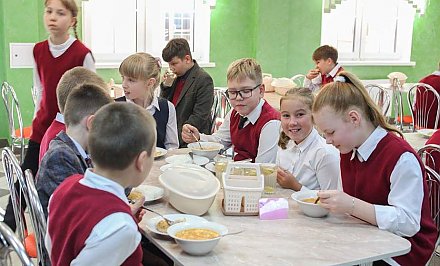 В Правительстве обсудили качество школьного питания