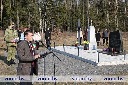 Митинг-реквием «Колокола памяти», посвященный Дню памяти Хатынской трагедии, прошел в деревне Пасека-Дворчаны