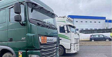 ГПК: на въезд в Литву сохраняются существенные очереди грузовиков